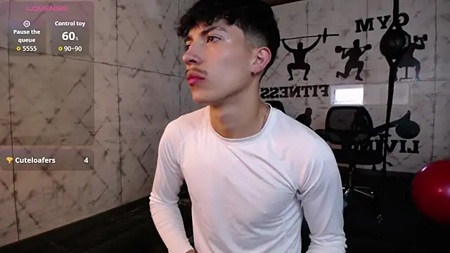 tim  fox online show from October 15, 11:32 am