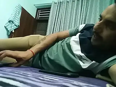 Snapshot of Rajasthani-boy chatting on March 6, 3:41 pm Rajasthani-boy online show from March 6, 3:41 pm