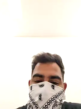 13lusty online show from February 10, 8:31 am