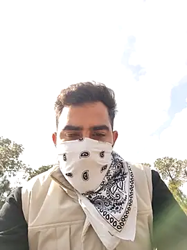 13lusty online show from February 21, 7:45 am