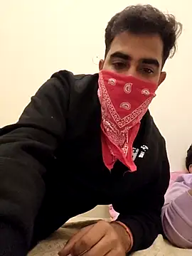 13lusty online show from March 6, 9:25 am