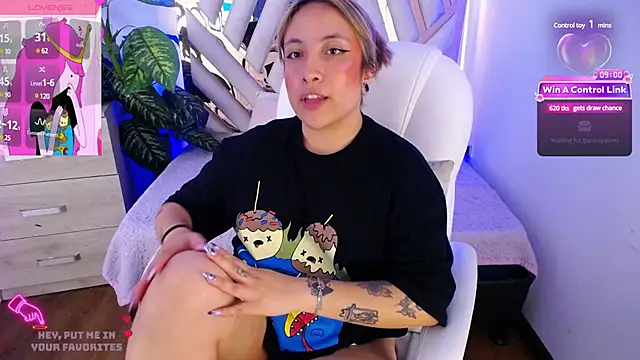 Snapshot of NyxAndria_1 chatting on January 30, 2:16 am NyxAndria 1 online show from January 30, 2:16 am