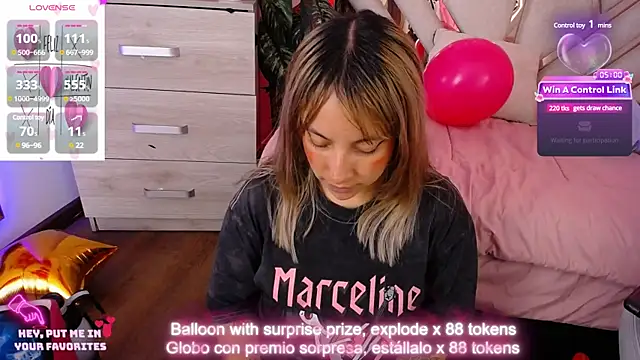 Snapshot of NyxAndria_1 chatting on February 7, 2:50 am NyxAndria 1 online show from February 7, 2:50 am