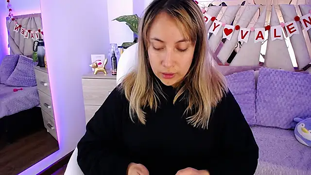 Snapshot of NyxAndria_1 chatting on March 1, 9:26 pm NyxAndria 1 online show from March 1, 9:26 pm