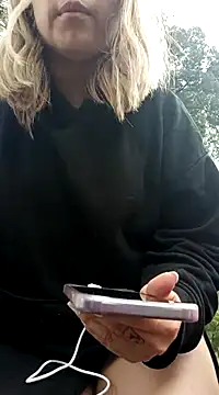 Snapshot of NyxAndria_1 chatting on March 7, 3:49 pm NyxAndria 1 online show from March 7, 3:49 pm