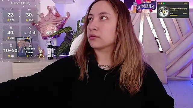 Snapshot of NyxAndria_1 chatting on September 26, 9:19 pm NyxAndria 1 online show from September 26, 9:19 pm