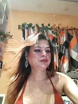 SANA-LEONI online show from March 14, 2:55 pm