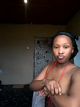 Snapshot of daddysgirly20 chatting on February 20, 9:11 am daddysgirly20 online show from February 20, 9:11 am