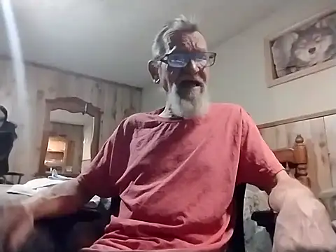 Snapshot of Aldick68 chatting on February 15, 4:14 am Aldick68 online show from February 15, 4:14 am