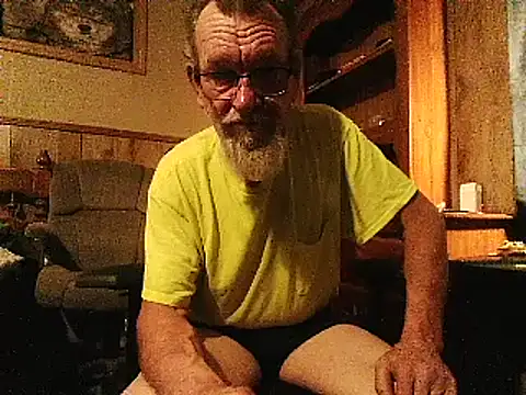 Snapshot of Aldick68 chatting on March 1, 5:52 am Aldick68 online show from March 1, 5:52 am