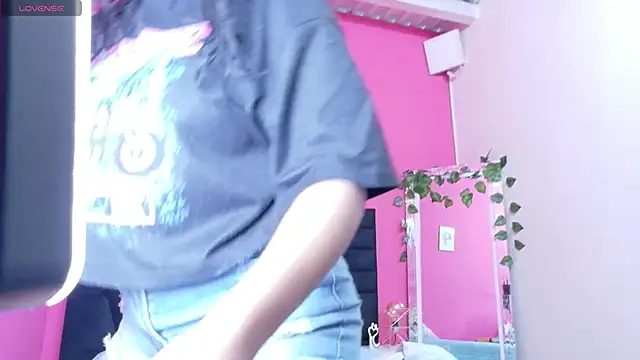 Snapshot of hotiergirl chatting on October 11, 6:28 pm hotiergirl online show from October 11, 6:28 pm