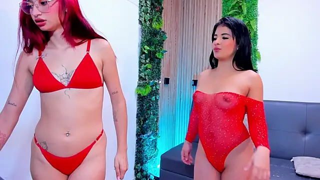 Snapshot of Naughty_GilrW chatting on March 2, 8:37 pm Naughty GilrW online show from March 2, 8:37 pm