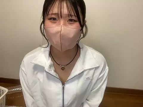 Snapshot of sakuchaaa_2525 chatting on February 12, 3:51 am sakuchaaa 2525 online show from February 12, 3:51 am