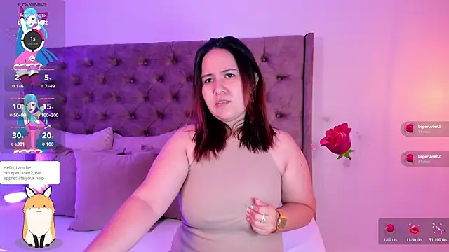 Snapshot of zoes_milee chatting on October 23, 11:20 am zoes milee online show from October 23, 11:20 am