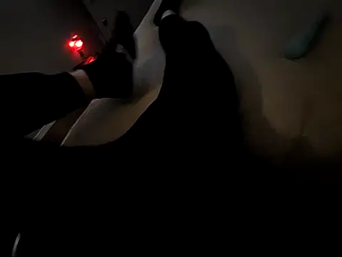 Snapshot of Rzemtsefg chatting on October 7, 9:17 am Rzemtsefg online show from October 7, 9:17 am