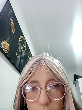 SussanHottye1  online show from February 3, 10:47 am