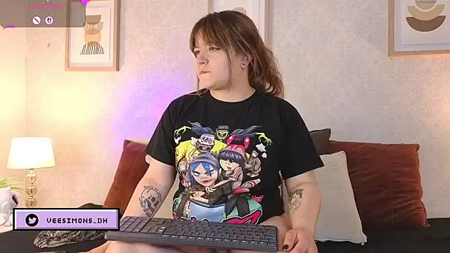 Snapshot of Veronica_simons chatting on December 2, 8:59 pm Veronica simons online show from December 2, 8:59 pm