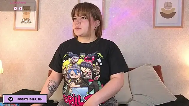 Snapshot of Veronica_simons chatting on December 14, 2:00 pm Veronica simons online show from December 14, 2:00 pm