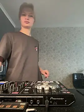 Snapshot of BeatriceXCute chatting on January 17, 10:00 am BeatriceXCute online show from January 17, 10:00 am