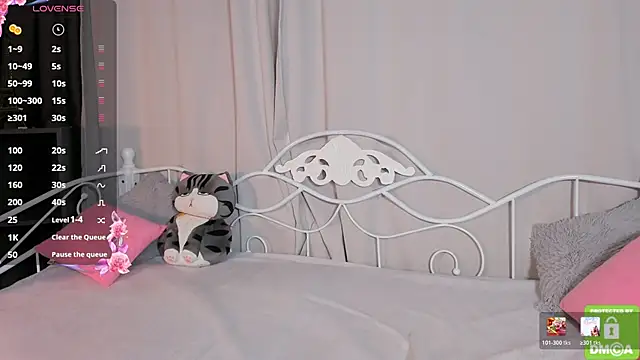 Amelia skyy online show from March 24, 2:38 am