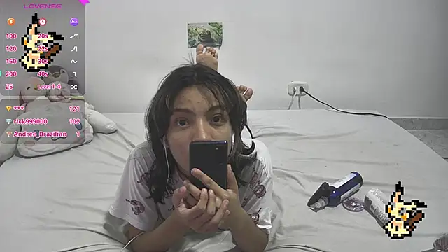 Snapshot of Lovelyamyy chatting on January 22, 8:07 am Lovelyamyy online show from January 22, 8:07 am