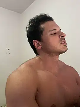 Snapshot of Lucasfit24 chatting on February 9, 12:28 am Lucasfit24 online show from February 9, 12:28 am