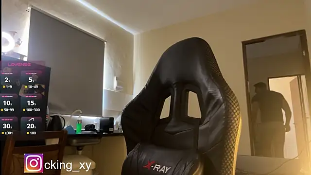 Snapshot of Lucasfit24 chatting on September 18, 1:57 pm Lucasfit24 online show from September 18, 1:57 pm