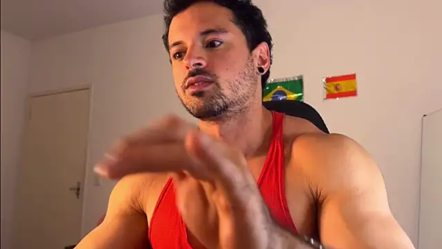 Snapshot of Lucasfit24 chatting on July 12, 4:42 pm Lucasfit24 online show from July 12, 4:42 pm