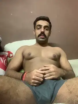 Snapshot of vaibhavchugh38 chatting on January 17, 7:49 pm vaibhavchugh38 online show from January 17, 7:49 pm