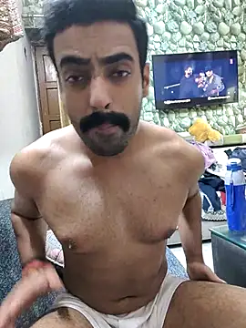 Snapshot of vaibhavchugh38 chatting on February 24, 8:36 pm vaibhavchugh38 online show from February 24, 8:36 pm