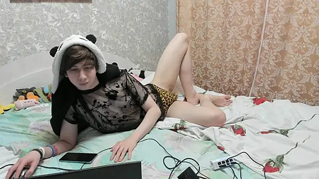 Snapshot of Timothy_Fox chatting on February 7, 9:15 pm Timothy Fox online show from February 7, 9:15 pm