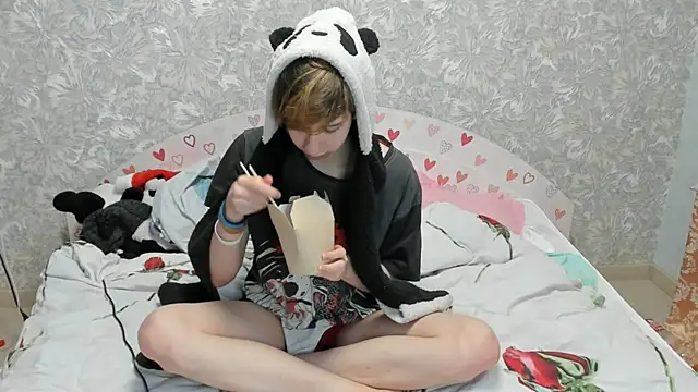 Snapshot of Timothy_Fox chatting on March 3, 3:19 am Timothy Fox online show from March 3, 3:19 am