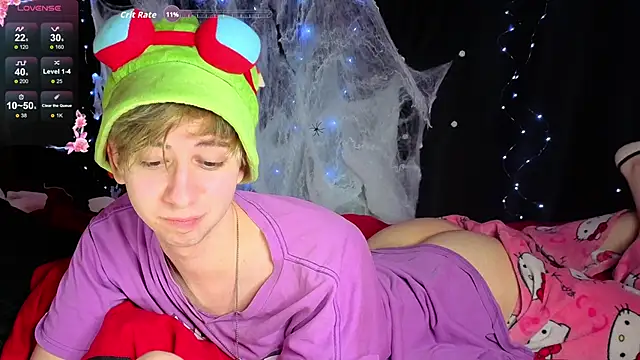 Snapshot of Timothy_Fox chatting on November 19, 6:52 pm Timothy Fox online show from November 19, 6:52 pm