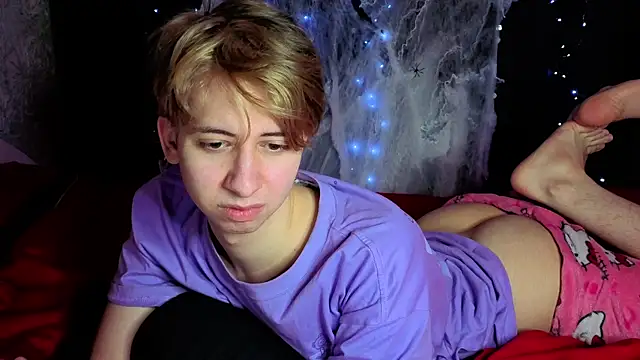 Snapshot of Timothy_Fox chatting on November 25, 1:22 pm Timothy Fox online show from November 25, 1:22 pm