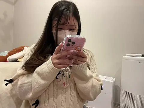 Snapshot of Atashi_Hcup chatting on January 12, 6:06 am Atashi Hcup online show from January 12, 6:06 am