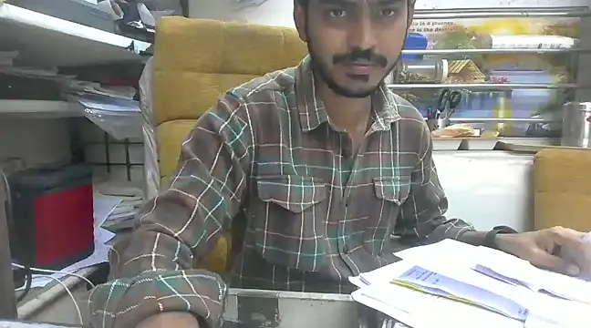 Snapshot of cute_modell chatting on February 6, 7:45 am cute modell online show from February 6, 7:45 am