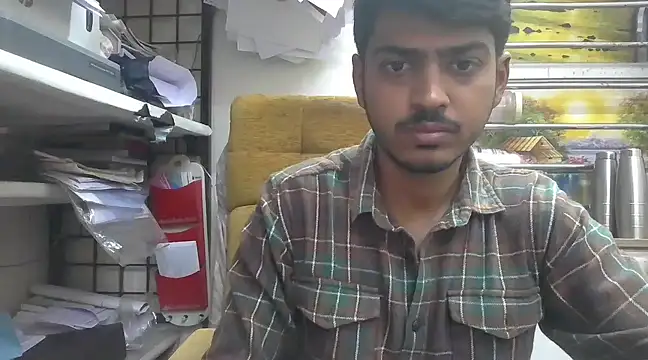 Snapshot of cute_modell chatting on February 28, 8:31 am cute modell online show from February 28, 8:31 am