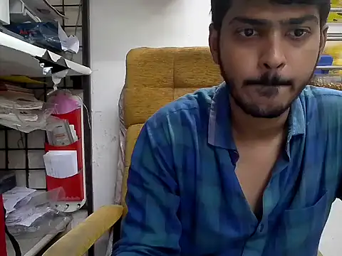 Snapshot of cute_modell chatting on November 3, 12:39 pm cute modell online show from November 3, 12:39 pm