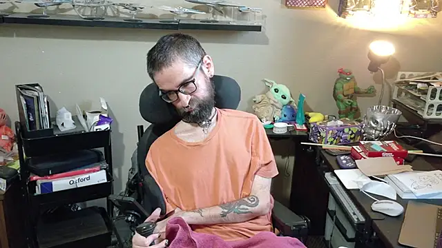 Snapshot of HighPriest_Belial666 chatting on December 19, 9:44 pm HighPriest Belial666 online show from December 19, 9:44 pm