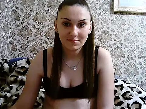 Snapshot of Yuliia30 chatting on May 19, 6:58 pm Yuliia30 online show from May 19, 6:58 pm