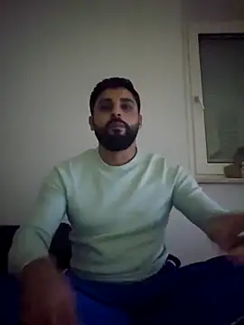 Snapshot of Mehmet2304 chatting on January 10, 10:46 pm Mehmet2304 online show from January 10, 10:46 pm