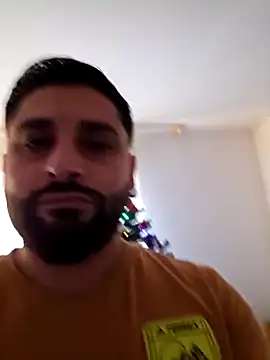 Snapshot of Mehmet2304 chatting on January 19, 3:21 pm Mehmet2304 online show from January 19, 3:21 pm