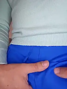 Snapshot of Mehmet2304 chatting on January 22, 10:29 am Mehmet2304 online show from January 22, 10:29 am