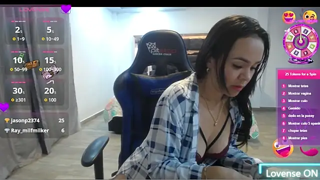 Snapshot of Francheskasmile chatting on September 10, 5:29 am Francheskasmile online show from September 10, 5:29 am