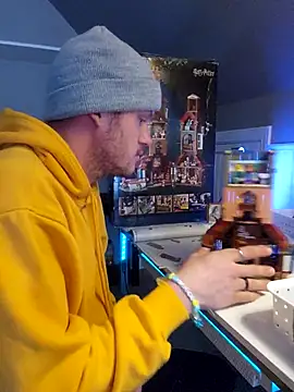 SoxxyNsh online show from December 2, 5:08 pm