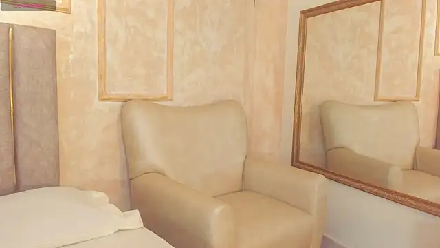 Snapshot of LilaBeily chatting on February 7, 8:20 pm LilaBeily online show from February 7, 8:20 pm