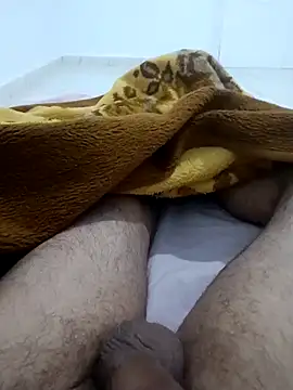 hmtrechaudd online show from March 8, 11:41 pm