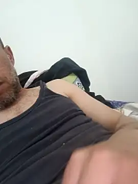 hmtrechaudd online show from April 15, 11:38 pm