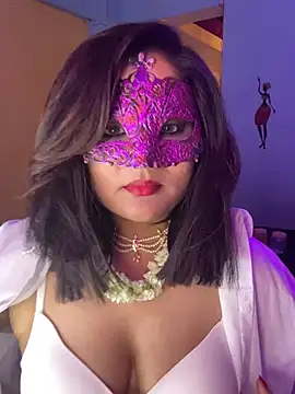 Snapshot of Ayeshaa__25 chatting on March 13, 10:15 am Ayeshaa 25 online show from March 13, 10:15 am