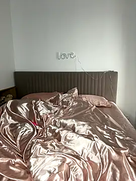 Snapshot of anna_elfi chatting on October 18, 10:16 am anna elfi online show from October 18, 10:16 am